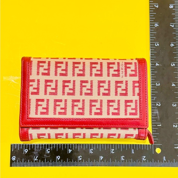 Fendi Red and Cream Monogram Wallet - Picture 8 of 13